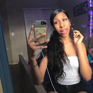 Meet your Posher, Janetta